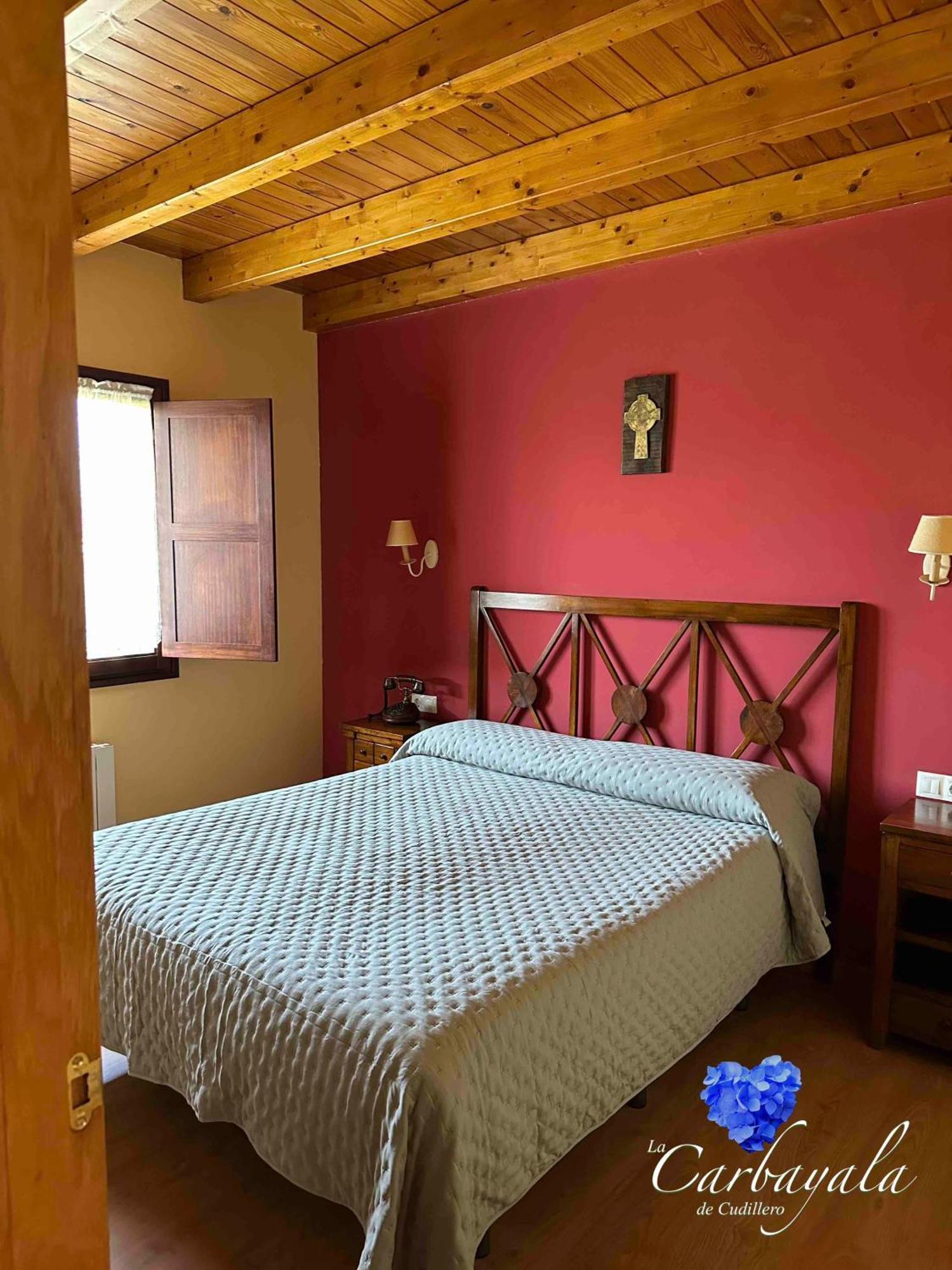 Apartamentos Rurales La Carbayala Oviñana Екстериор снимка
