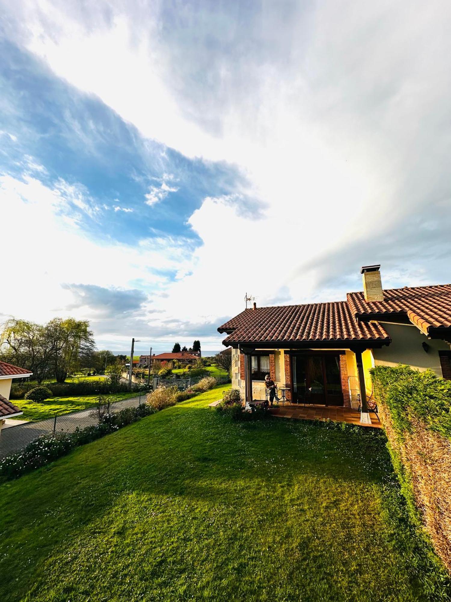 Apartamentos Rurales La Carbayala Oviñana Екстериор снимка